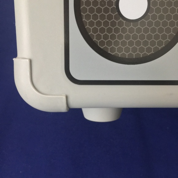 Novelty Retro Boombox Mini Cooler - Picture 7 of 10